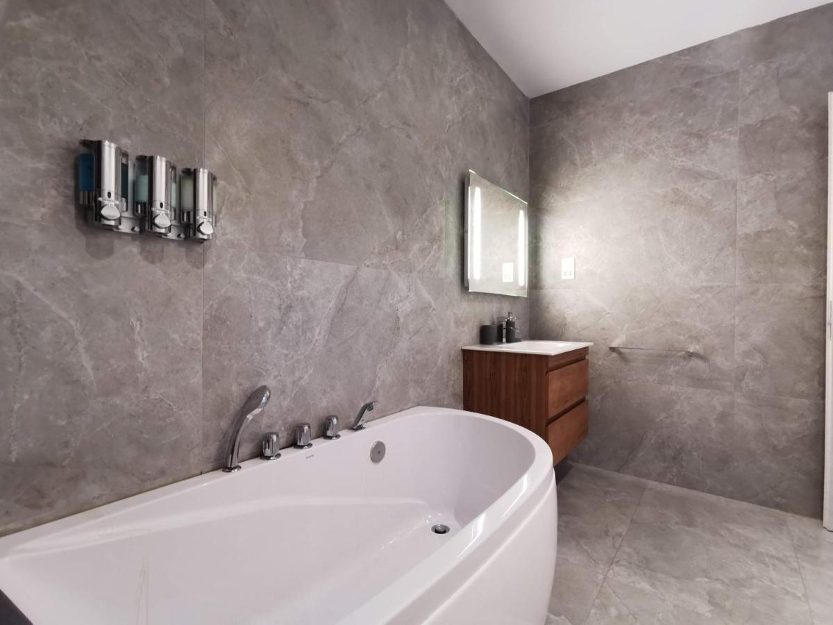 Duplex Maisonette With Heated P-Pool And Jacuzzi San Giuliano Esterno foto